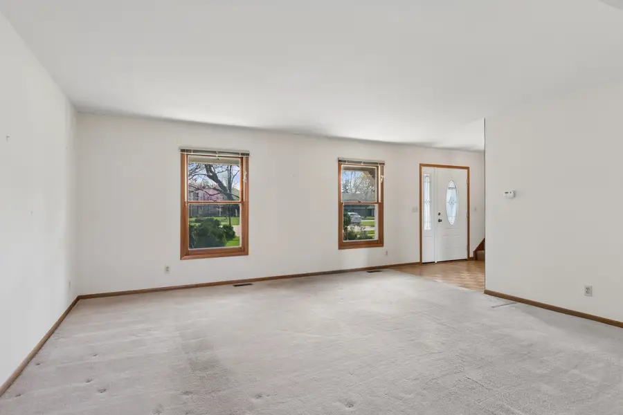 418 Churchill Court, Batavia, IL 60510 - #3