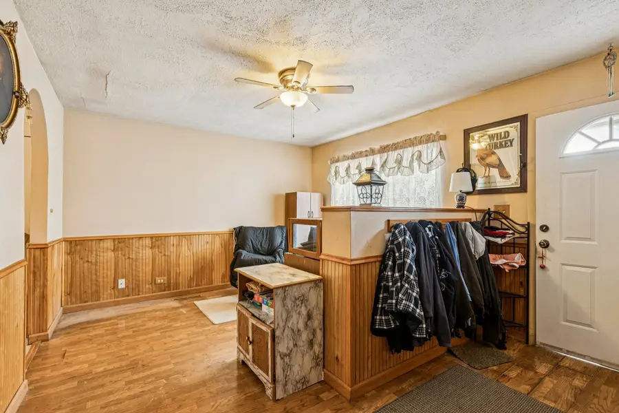 820 S Pine Street, Streamwood, IL 60107 - #3