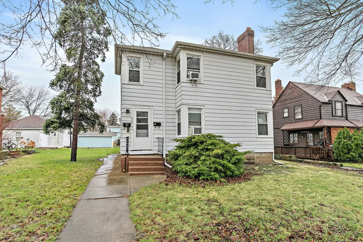 820 Lincoln Highway, Rochelle, IL 61068 - #1