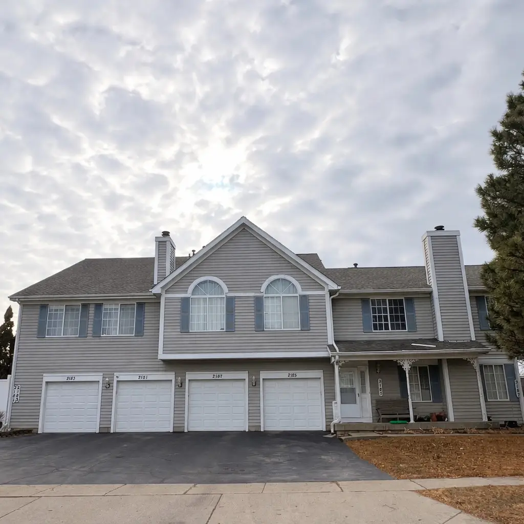 2183 Colorado Avenue #4, Elgin, IL 60123 - #1