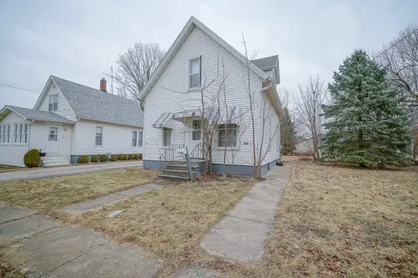 118 N Locust Street, Genoa, IL 60135