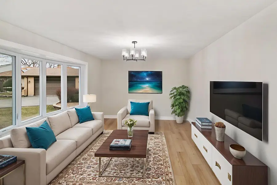 4951 Crest Court, Country Club Hills, IL 60478 - #3