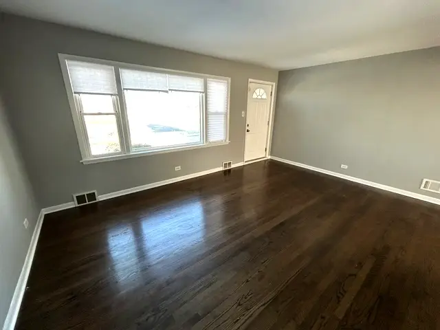 717 E 154th Street, South Holland, IL 60473 - #3