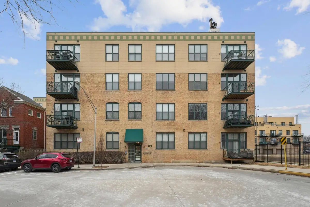 2512 N Bosworth Avenue #202, Chicago, IL 60614 - #1
