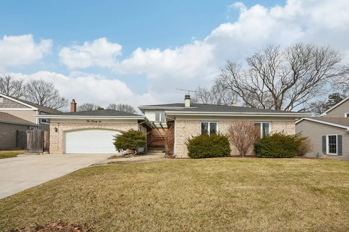 226 White Fawn Trail, Downers Grove, IL 60516 - #1