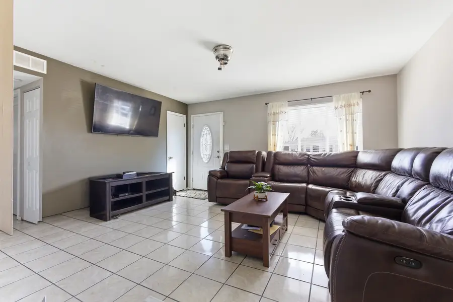 1160 Case Lane, Elgin, IL 60120 - #3