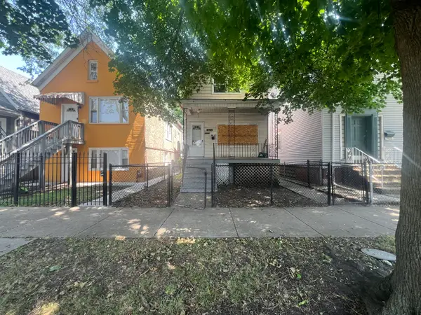 8623 S Manistee Avenue, Chicago, IL 60617