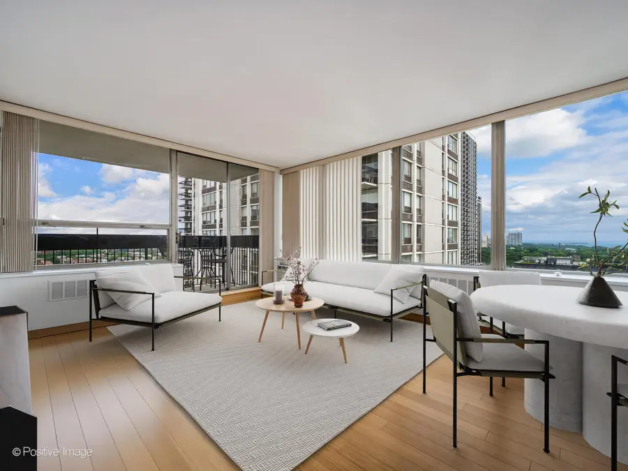 1455 N Sandburg Terrace #2009, Chicago, IL 60610 - #2