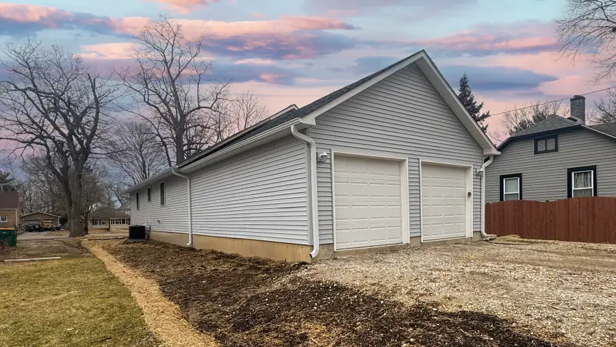 3108 Elizabeth Avenue, Zion, IL 60099 - #2