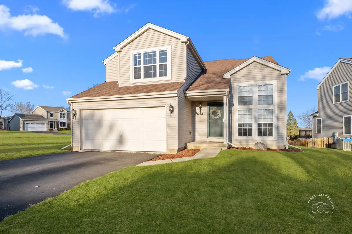 642 Nichole Lane, Geneva, IL 60134 - #1