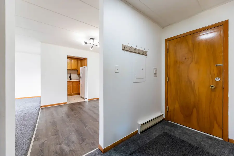 10117 S Cicero Avenue #206, Oak Lawn, IL 60453 - #3