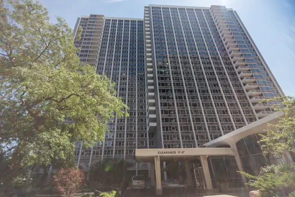 4250 N Marine Drive #1824, Chicago, IL 60613