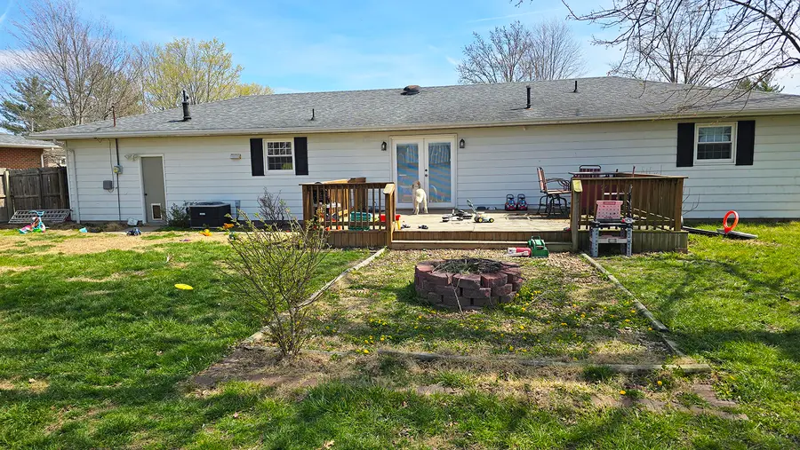 412 Sunset Drive, Centralia, IL 62801 - #2