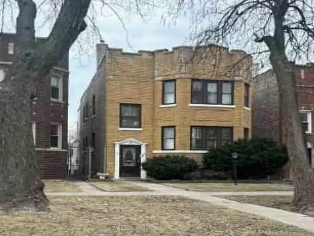 8225 S Indiana Avenue, Chicago, IL 60619 - #2
