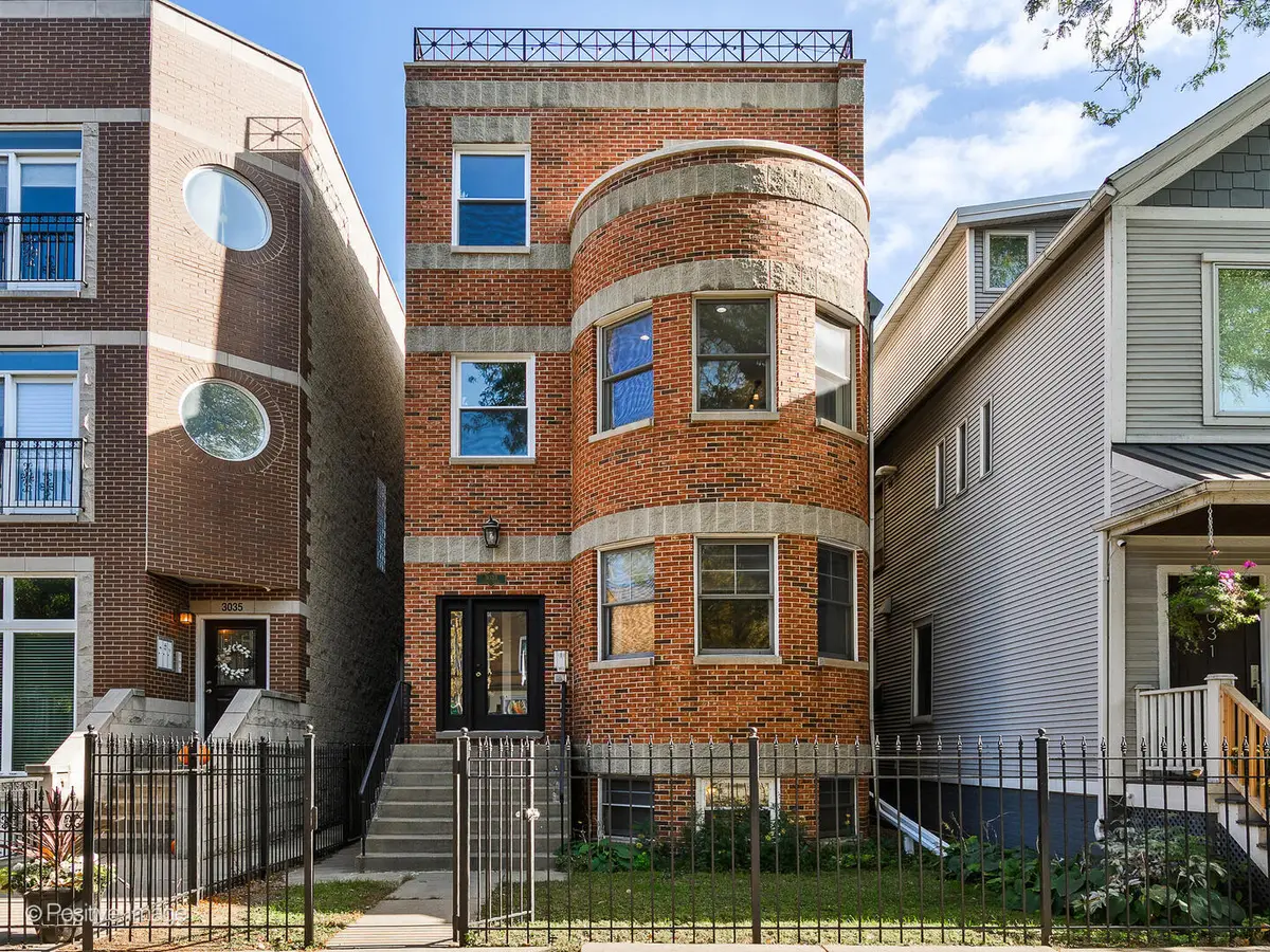 3033 N Racine Avenue #2, Chicago, IL 60657 - #1