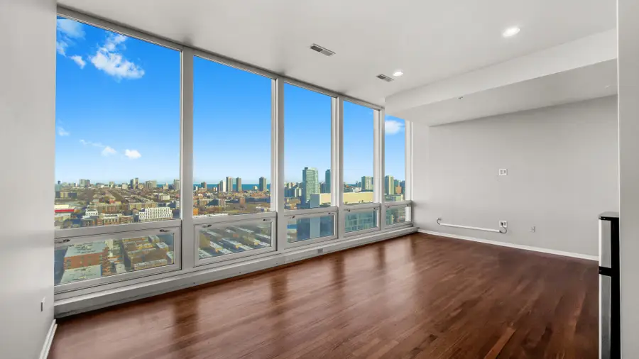 500 W Superior Street #2002, Chicago, IL 60654 - #3