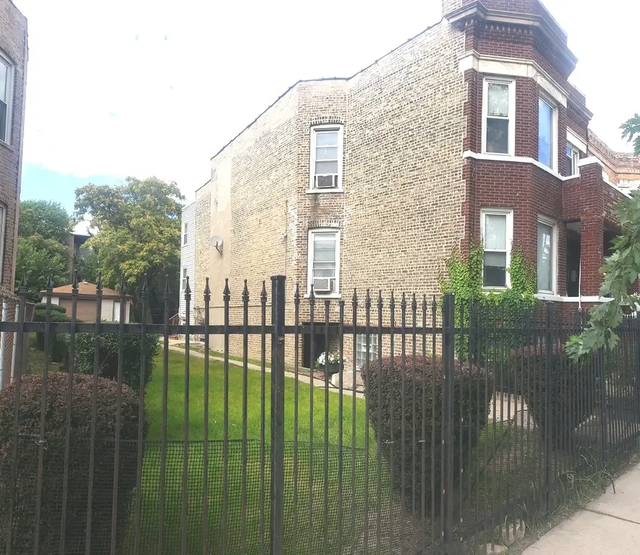 4234 W Congress Parkway, Chicago, IL 60624 - #3
