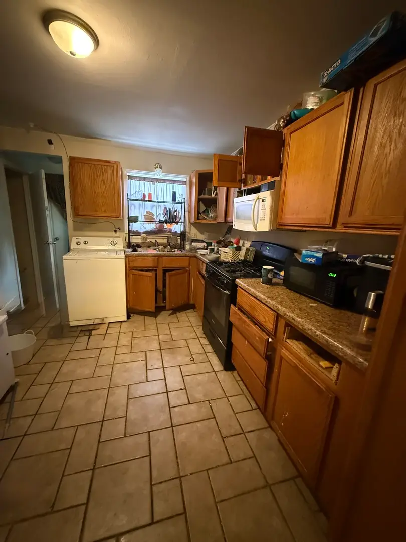 374 Sauk Trail, Park Forest, IL 60466 - #3