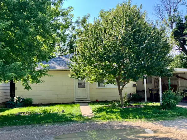 513 E Main Street, Morrison, IL 61270