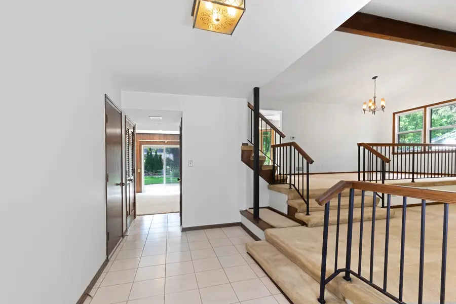 610 Pawnee Lane, Naperville, IL 60563 - #3