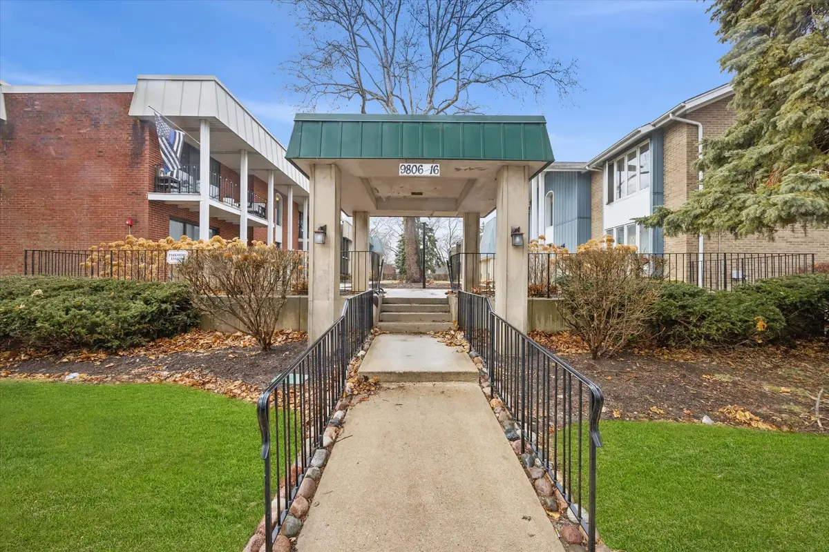 9808 S Karlov Avenue #D, Oak Lawn, IL 60453 - #1