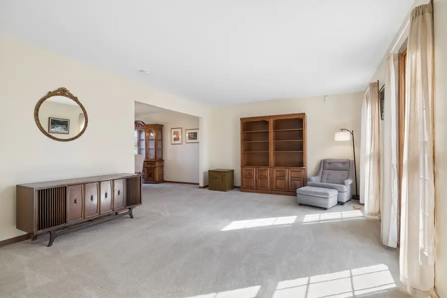 406 Whipple Lane, Westmont, IL 60559 - #3