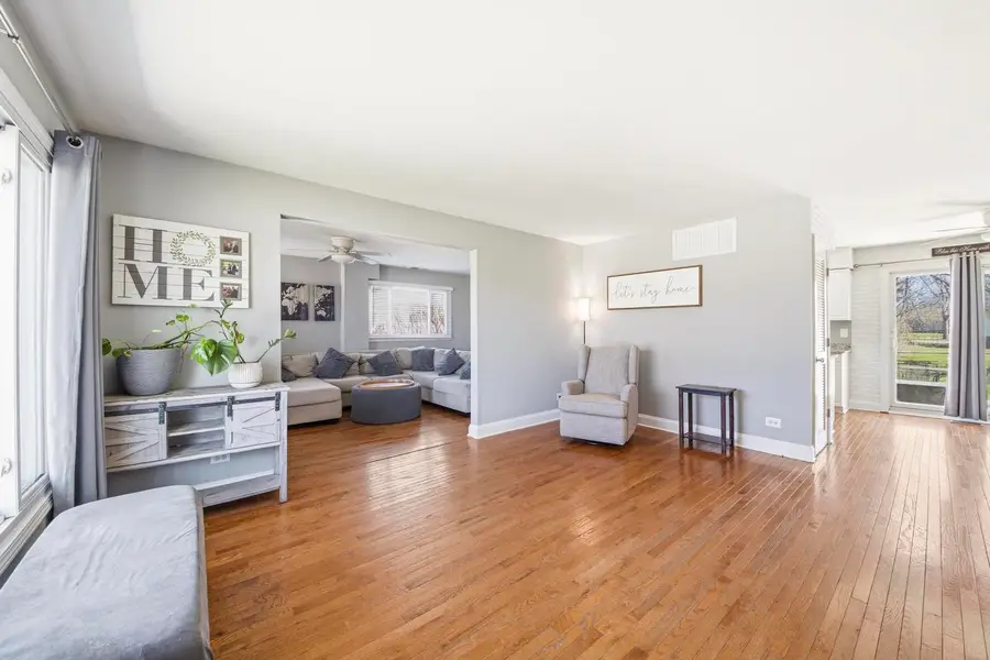 Address Withheld By Seller, Elk Grove Village, IL 60007 - #2