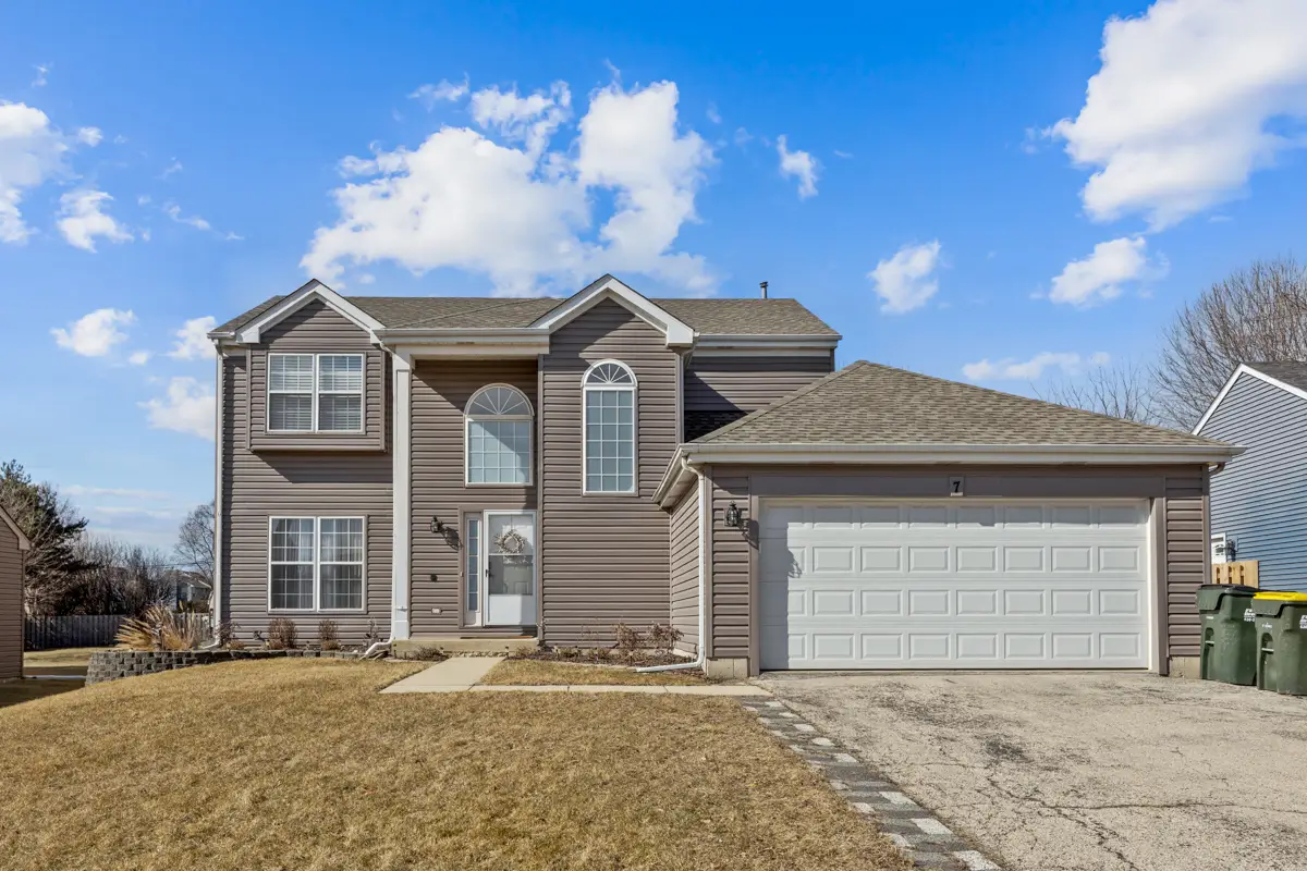 7 Elizabeth Court, Lake In The Hills, IL 60156 - #1