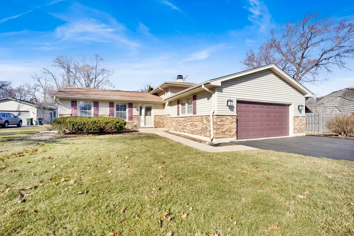 6106 Western Avenue, Willowbrook, IL 60527 - #1