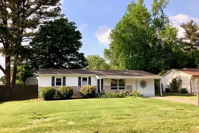 1430 E Grand Avenue, Carbondale, IL 62902 - #1