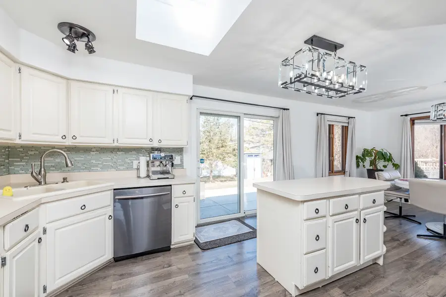 4232 Kenwood Avenue, Gurnee, IL 60031 - #3