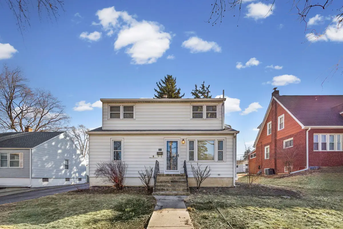 115 N Park Street, Westmont, IL 60559 - #1