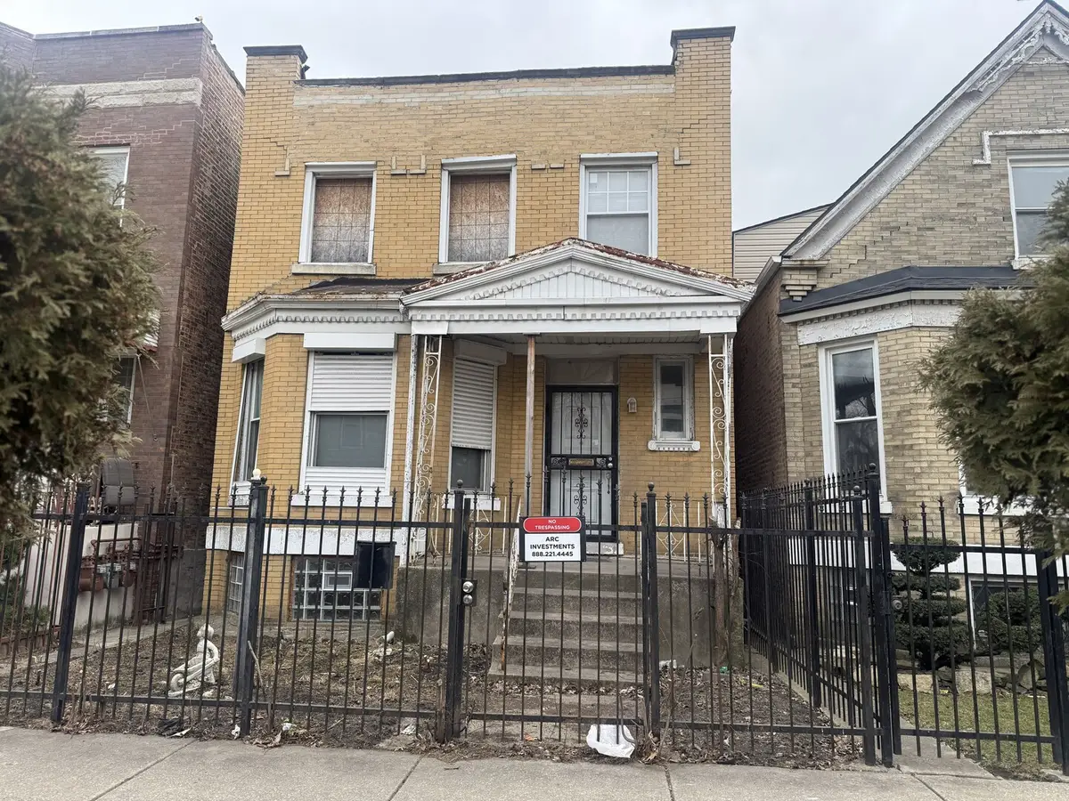 3927 W Fillmore Street, Chicago, IL 60624 - #1