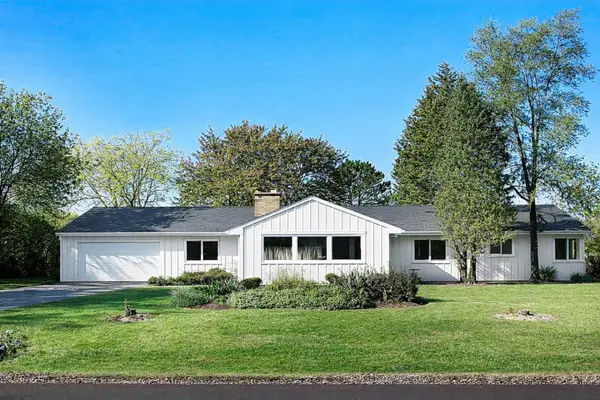 3336 Overland Pass, Northbrook, IL 60062