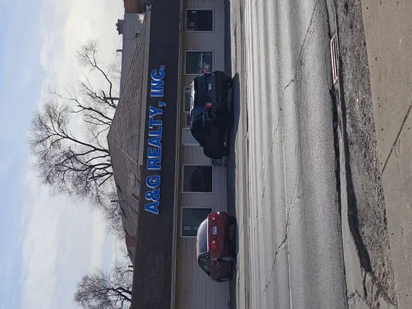 8553 Ogden Avenue #1, Lyons, IL 60534