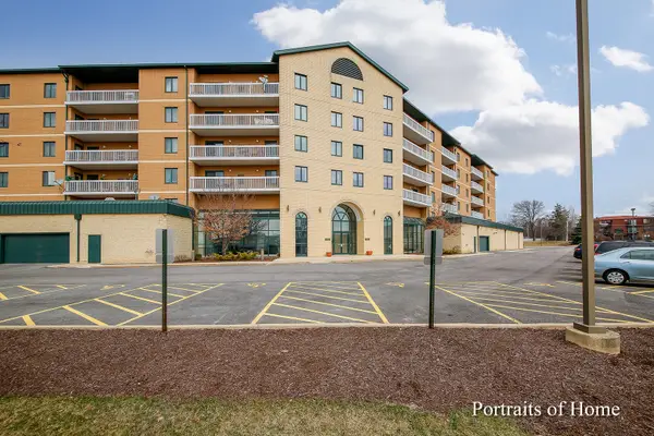 1500 S Ardmore Avenue #304, Villa Park, IL 60181