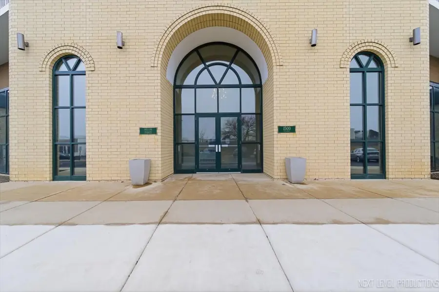 1500 S Ardmore Avenue #304, Villa Park, IL 60181 - #2