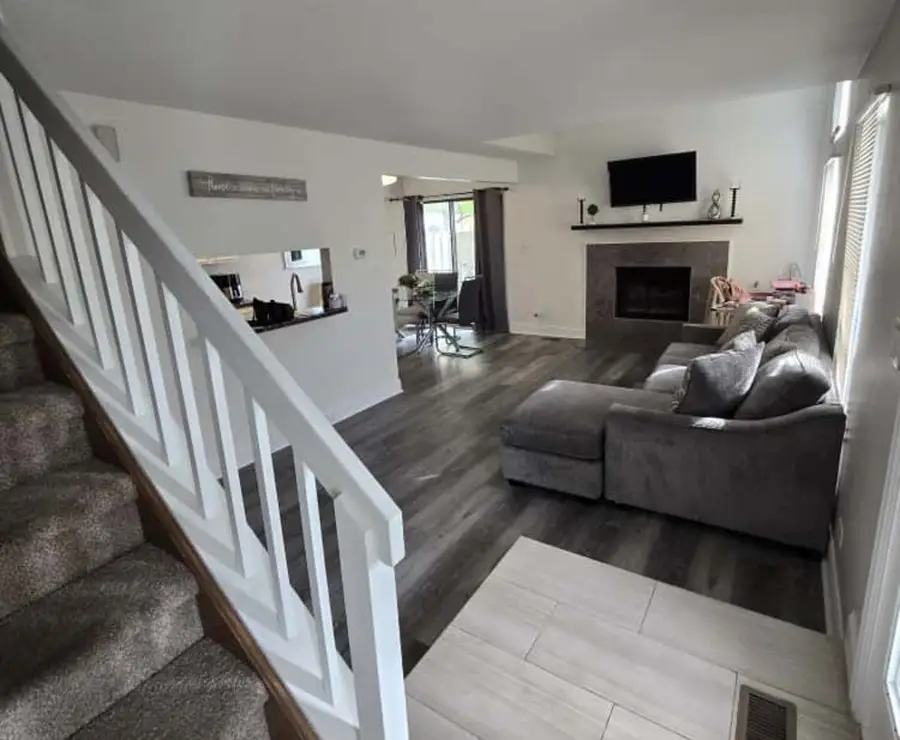 216 Whitewood Drive, Streamwood, IL 60107 - #3