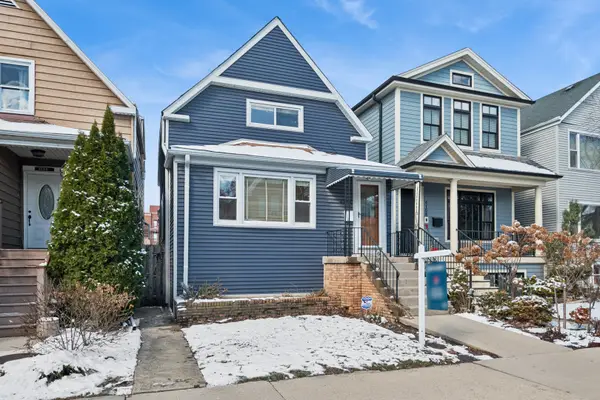 4104 N Claremont Avenue, Chicago, IL 60618