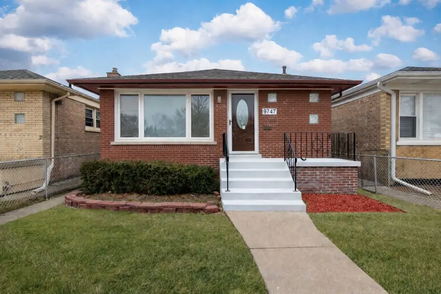 9747 S Harvard Avenue, Chicago, IL 60628 - #2