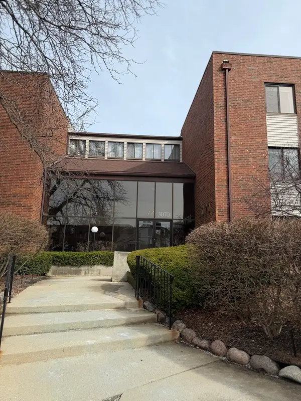 Address Withheld By Seller, Northbrook, IL 60062