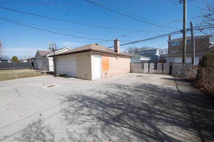 2529 N 75th Court, Elmwood Park, IL 60707 - #2