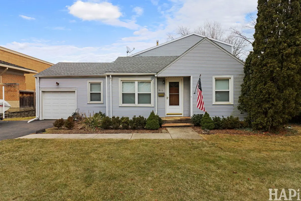 911 Elmdale Road, Glenview, IL 60025 - #1