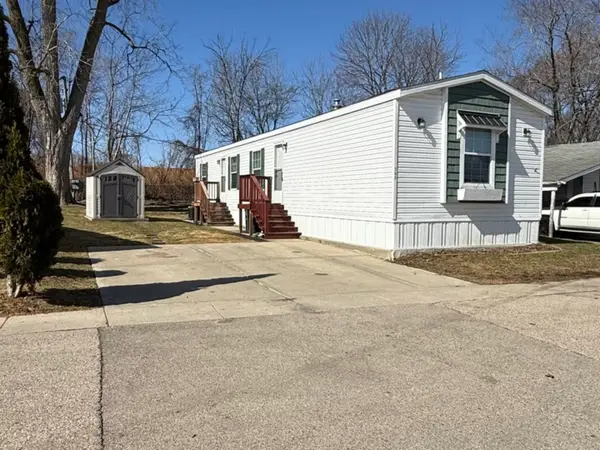 38455 N Sheridan Road #768, Beach Park, IL 60087