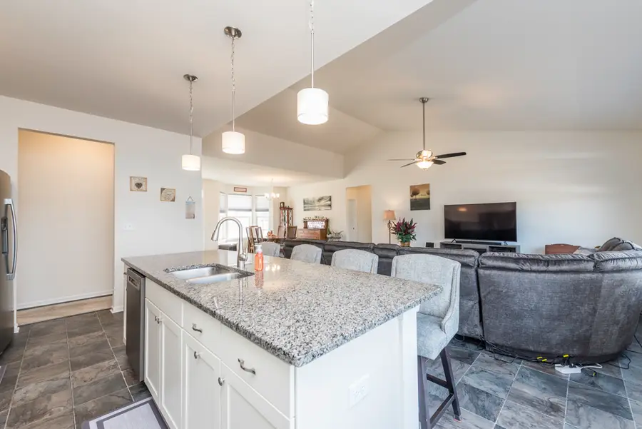 2214 Truman Trail, McHenry, IL 60051 - #3