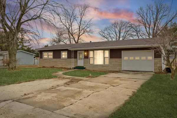 212 N 7th Street, Cissna Park, IL 60924