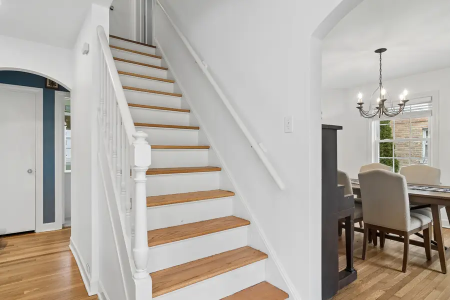 714 S Dunton Avenue, Arlington Heights, IL 60005 - #3