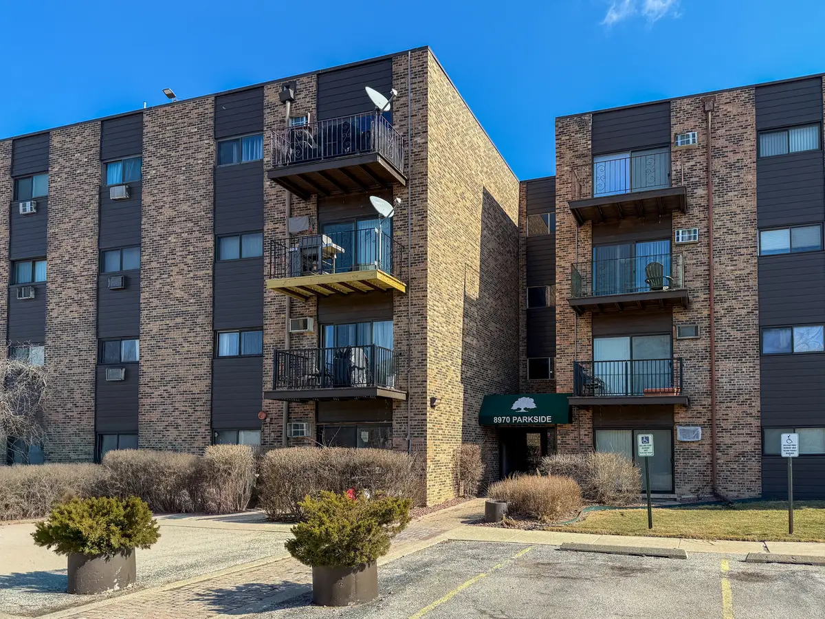 8970 N Parkside Avenue #408, Des Plaines, IL 60016 - #1