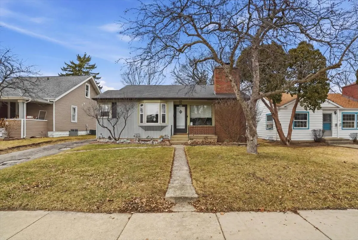 956 Westmoreland Avenue, Waukegan, IL 60085 - #1