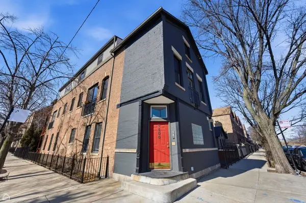 1500 N Greenview Avenue #2F, Chicago, IL 60642